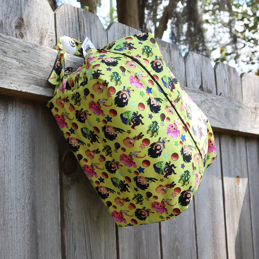 GOKU AND FRIENDS TRAVEL POUCH