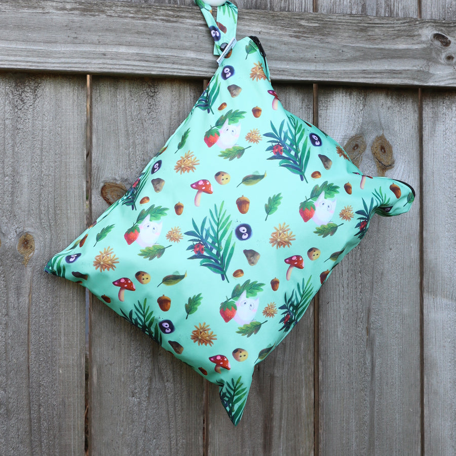 FOREST SPIRITS EXCURSION BAG