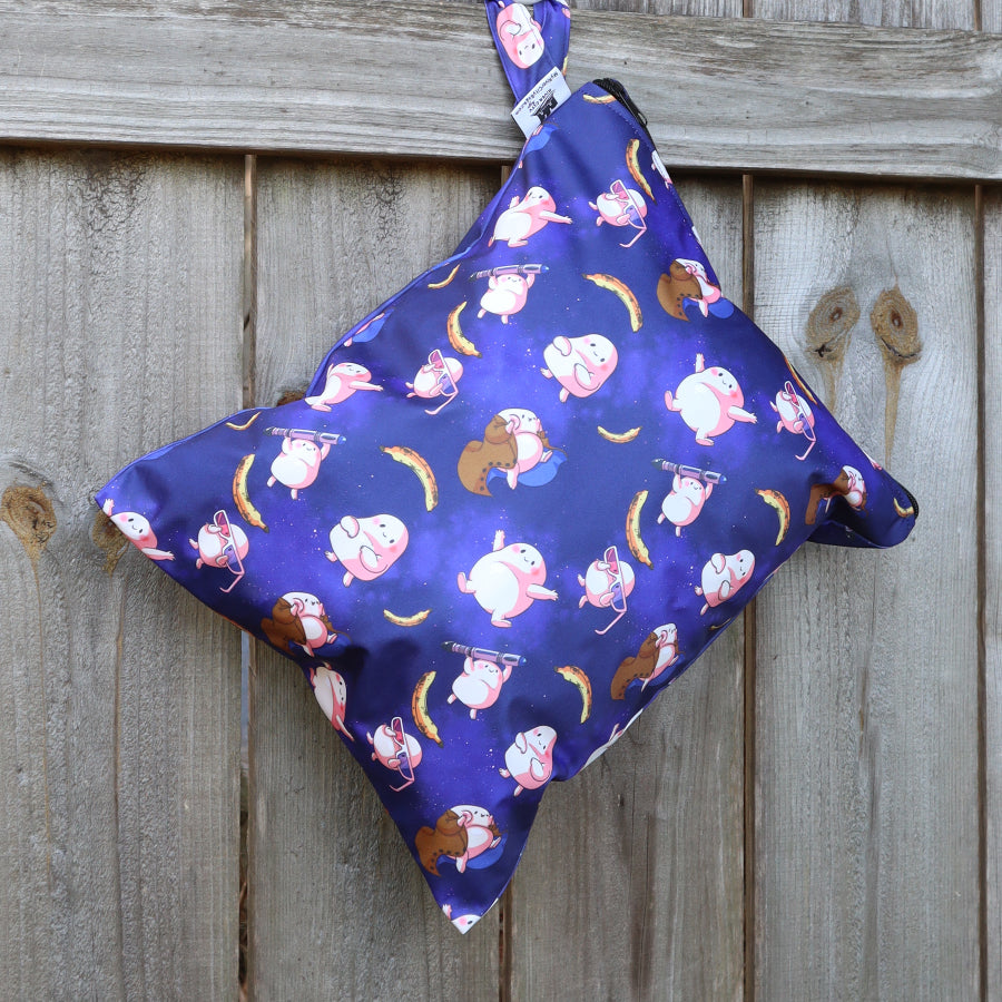 LITTLE TROUBLE MAKERS EXCURSION BAG