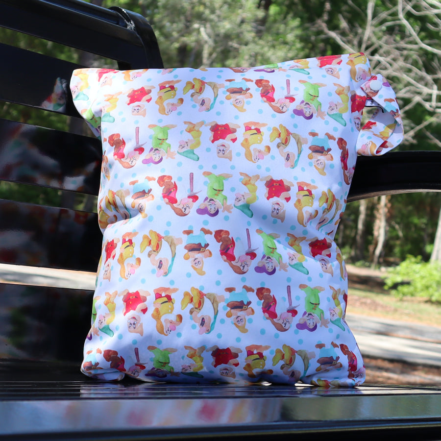 SEVEN DWARFS EXCURSION BAG