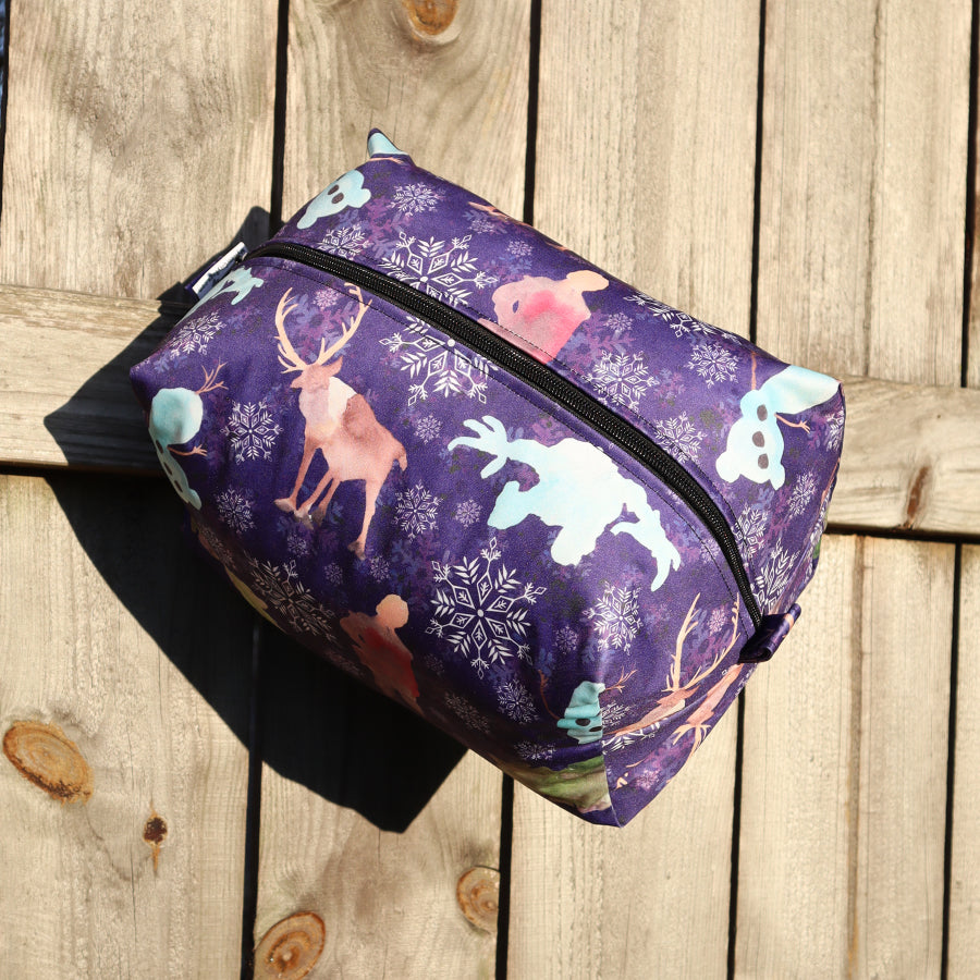 SNOW QUEEN AND FRIENDS TRAVEL POUCH
