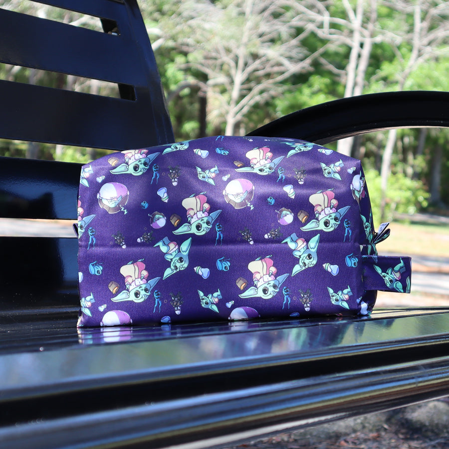 THE CHILD TRAVEL POUCH