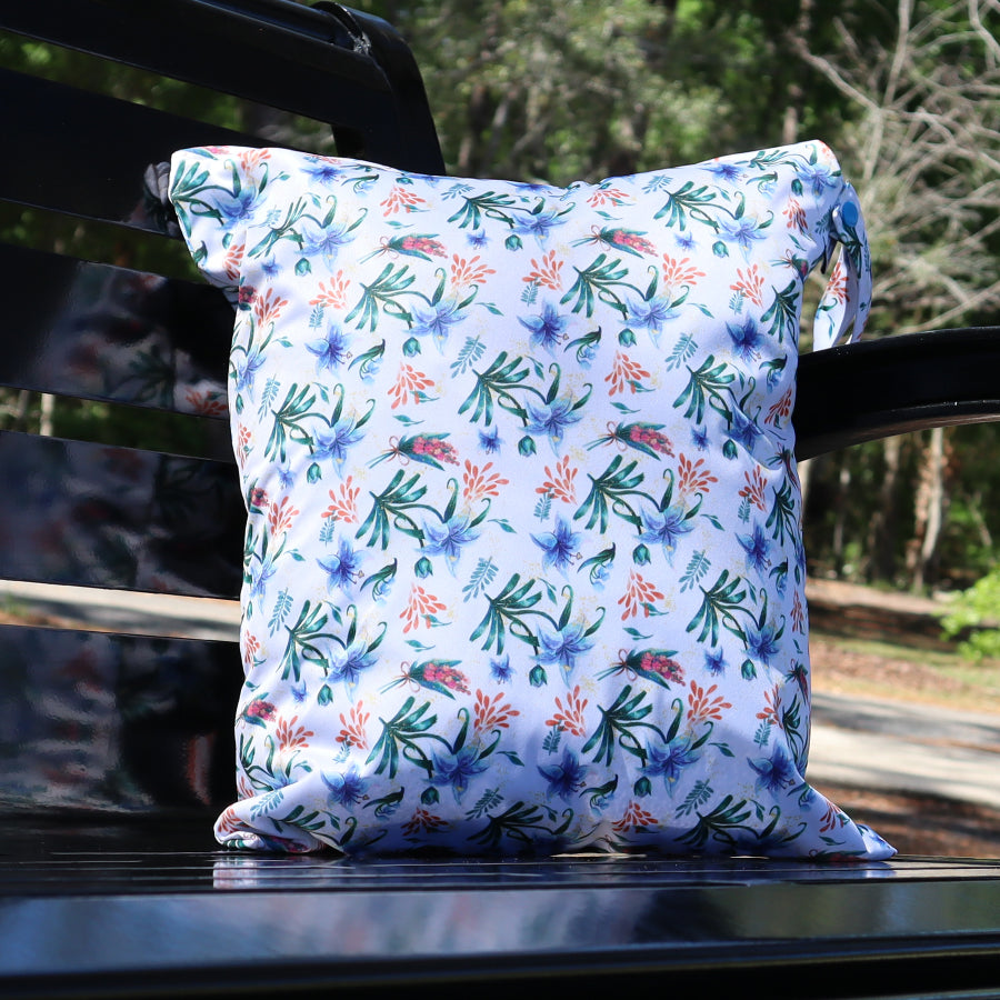 THE SILENT GARDEN EXCURSION BAG