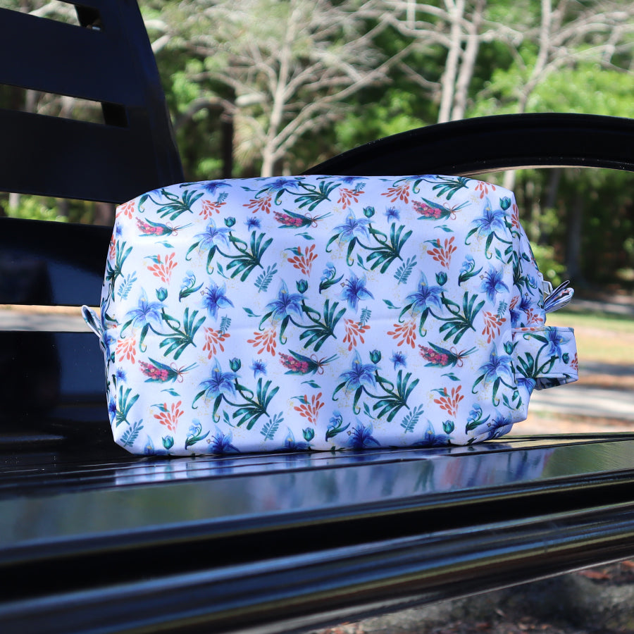 THE SILENT GARDEN TRAVEL POUCH