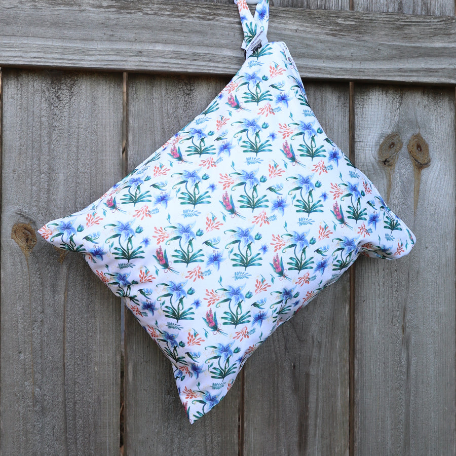 THE SILENT GARDEN EXCURSION BAG