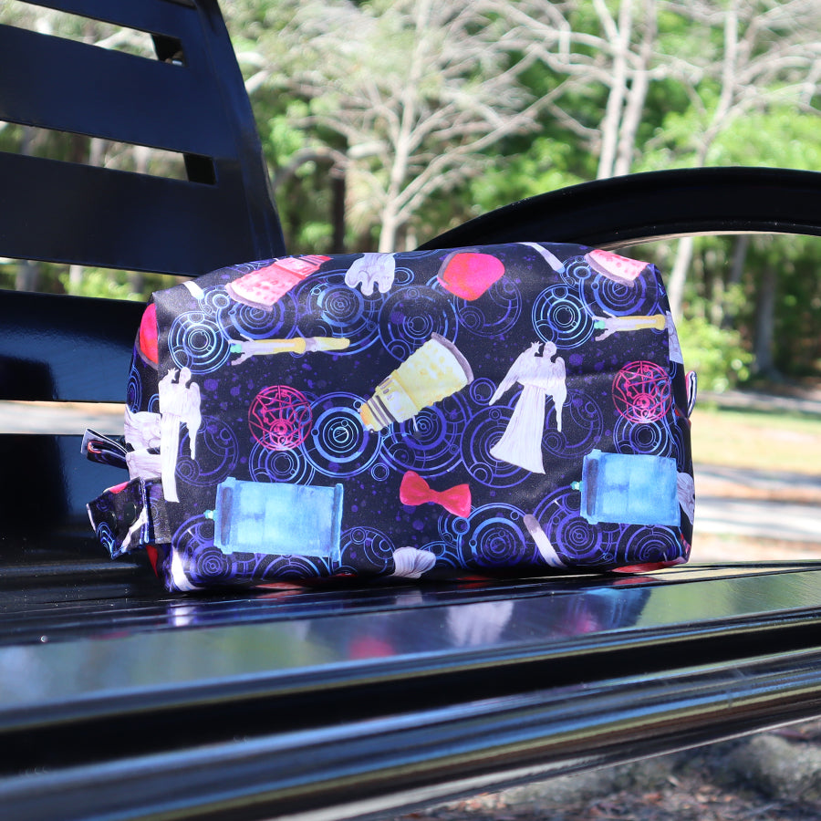 WEEPING ANGELS AND DALEKS TRAVEL POUCH